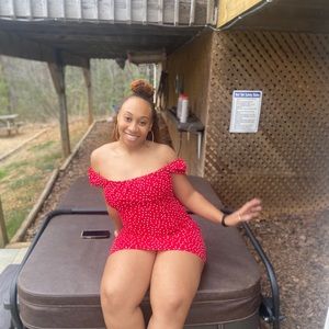 Meet your Posher, Karrin